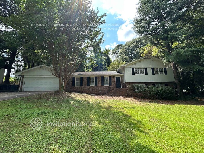 Primary Photo - 3098 St Helena Dr