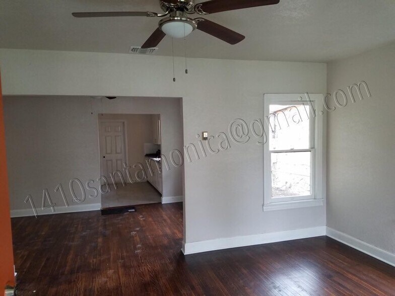 Building Photo - 1410 santa monica