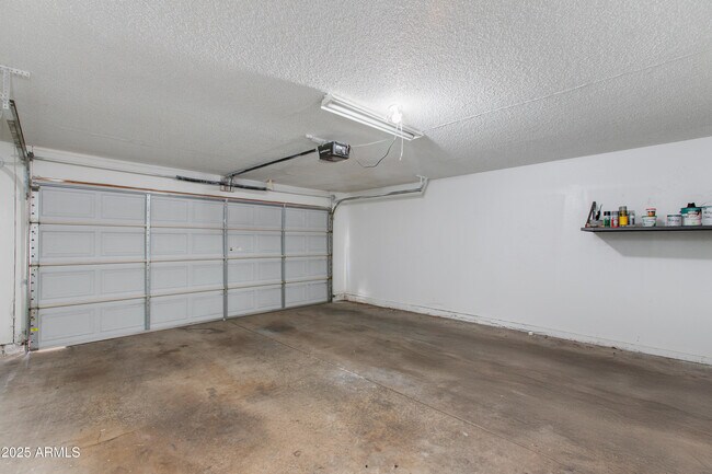Building Photo - 7344 N 43rd Ave