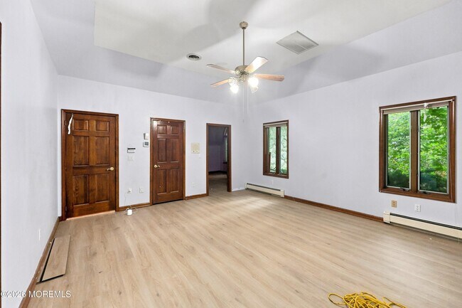 Building Photo - 1180 Cynthia Ln