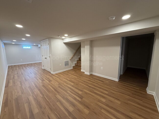 Building Photo - 13428 Ladysmith Rd