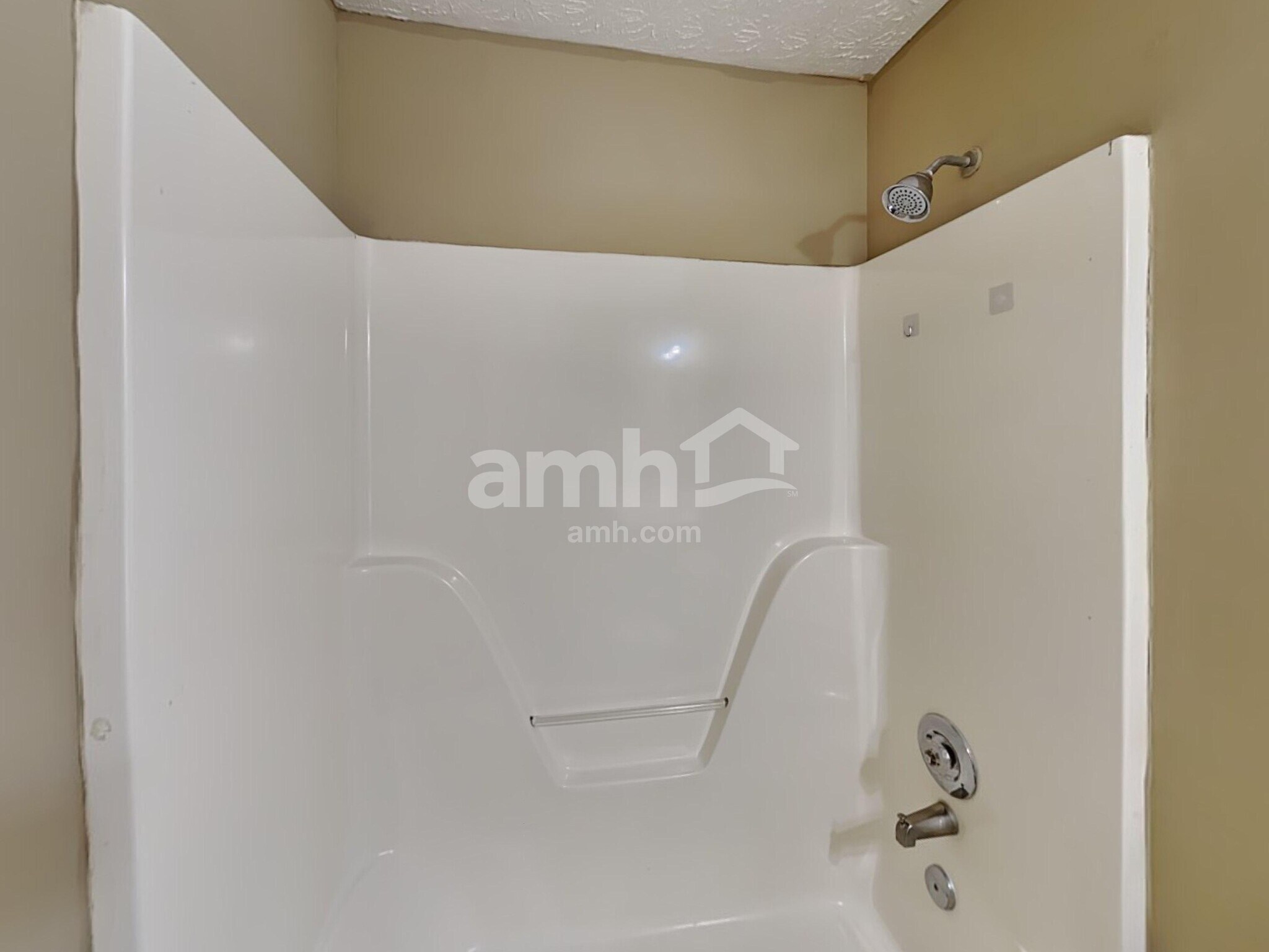 Building Photo - 251 Stewart Dr