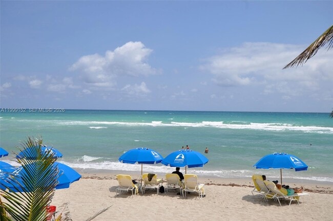 Building Photo - 2030 S Ocean Dr