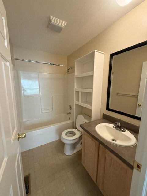 Building Photo - 10457 Hughes Ln
