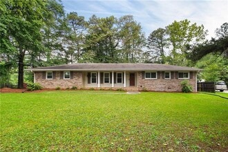 Building Photo - 2729 Lanier Dr