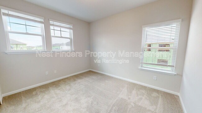 Building Photo - 45 Newton Ln