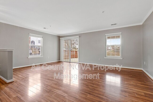 Building Photo - 4323 Apple Orchard Ln