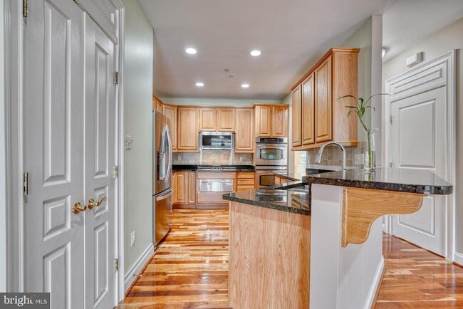 Building Photo - 8112 Winding Ross Way