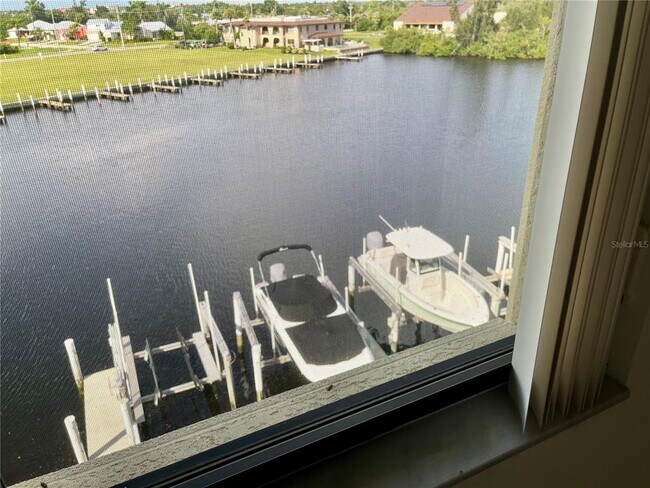 Building Photo - 1340 Rock Dove Ct