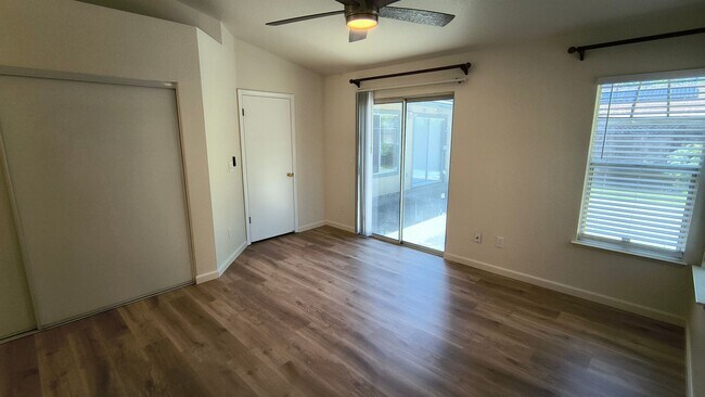 Building Photo - Brand New Flooring and FRESH Paint - SPACIOUS 3 BEDROOM HOUSE IN LIVERMORE!!!