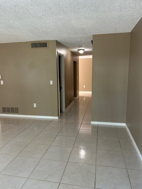 Building Photo - 2700 Bayshore Blvd