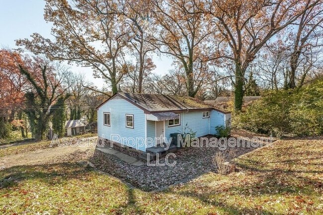 Building Photo - 1113 Jarvis Ave