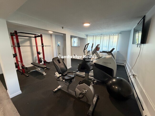 Building Photo - 2595 Massachusetts Ave