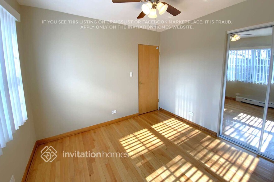 Building Photo - 129 E Central Ave