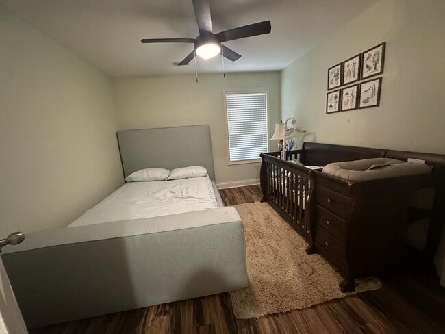 Building Photo - 2424 Calendula Rd