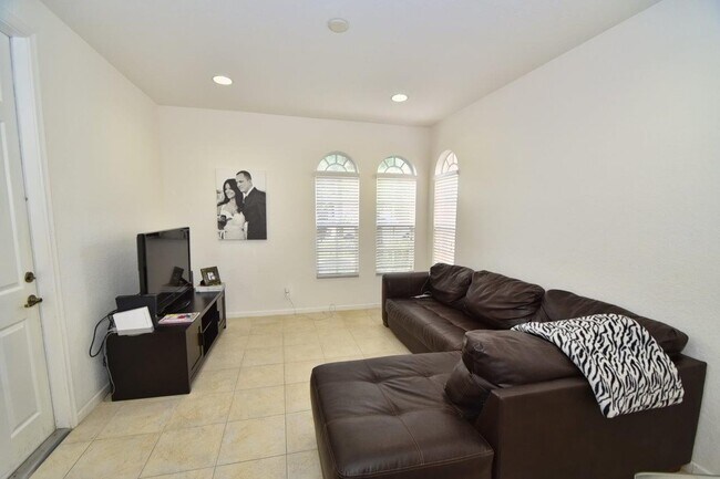 Building Photo - 16178 Poppy Seed Cir