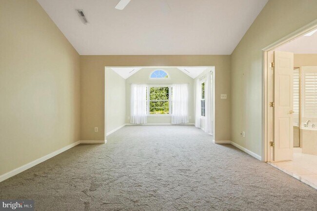 Building Photo - 5587 Governors Pond Cir