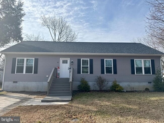 Building Photo - 4 Senator Ave