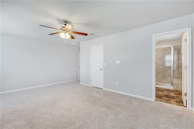 Building Photo - 741 Twisted Oaks Ln