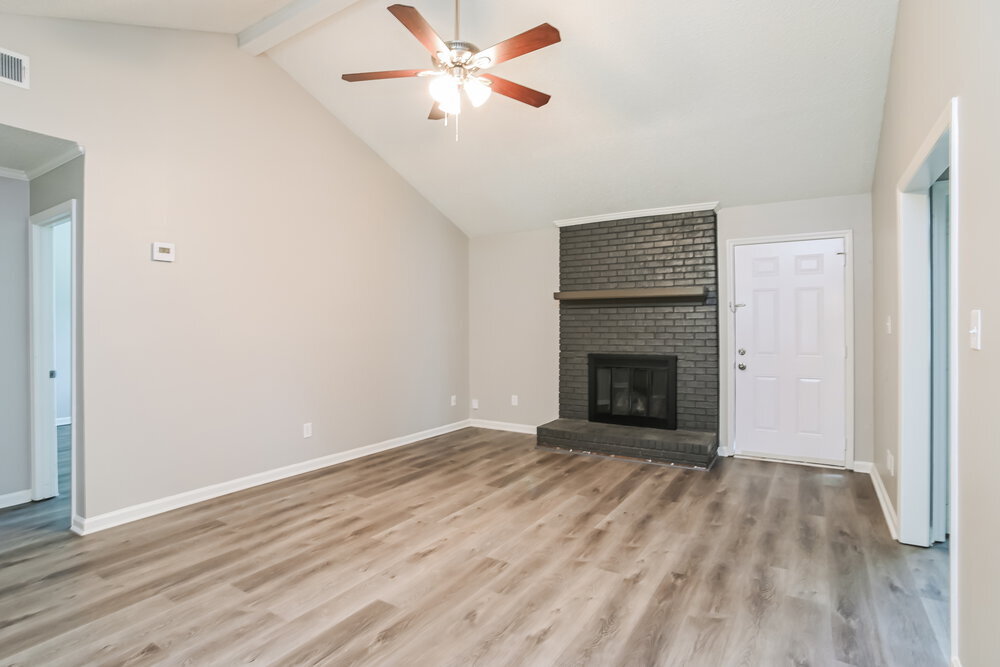 Building Photo - 4040 Coopersdale Rd