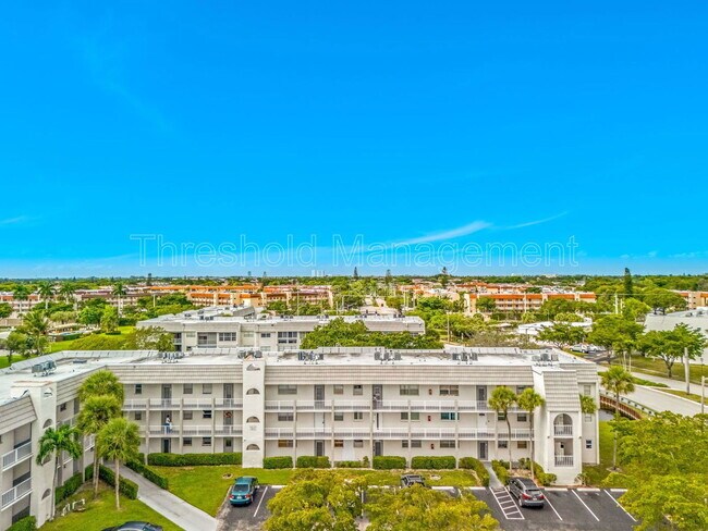 Building Photo - 8515 Sunrise Lakes Blvd