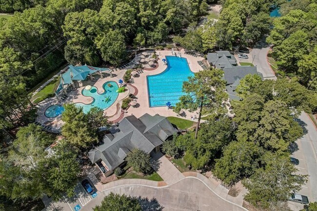 Building Photo - 12711 Waveland Bend Ln