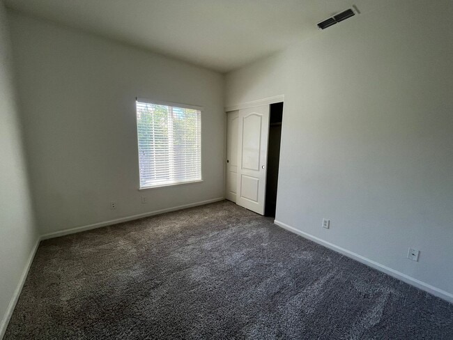 Building Photo - HAMPTON VILLAGE - 2 BR / 2 BA CONDO AVAILABLE NOW!