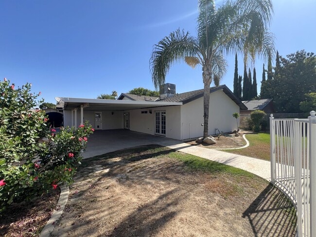 Building Photo - 7415 Hooper Ave