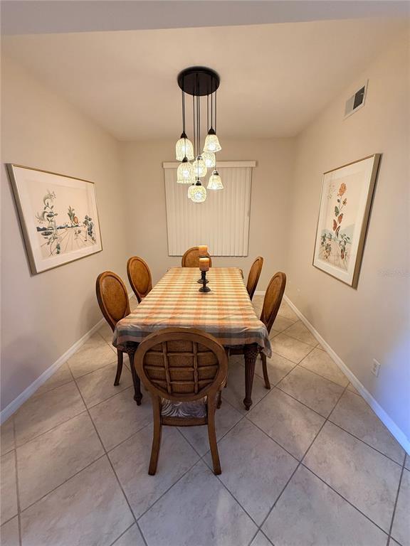 Building Photo - 2002 Bal Harbor Blvd