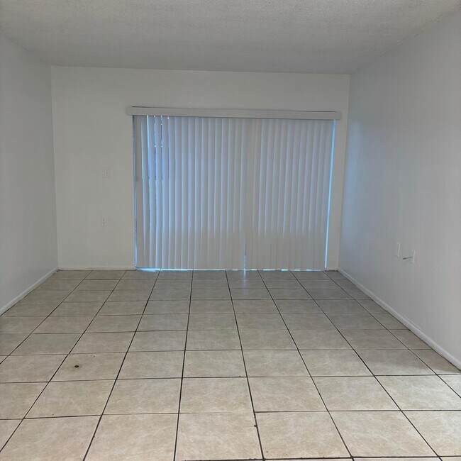 Building Photo - 1151 Lake Terry Dr