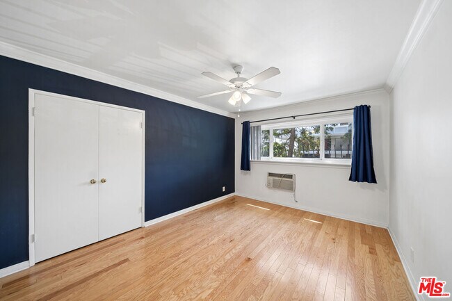 Building Photo - 1520 Hayworth Ave