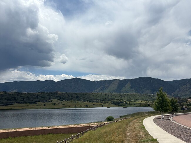 Building Photo - 2392 Pelican Bay Dr