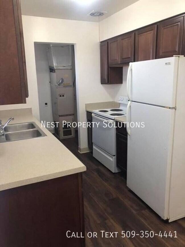 Building Photo - 1231 Arlington Dr