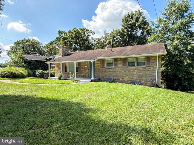 Building Photo - 9222 Limestone Pl