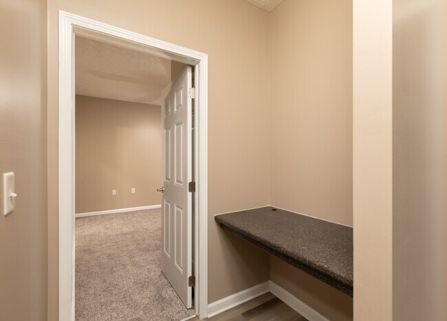 Building Photo - 206 Stockton Ridge