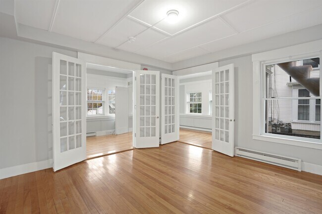 Building Photo - 3 Merrimack St