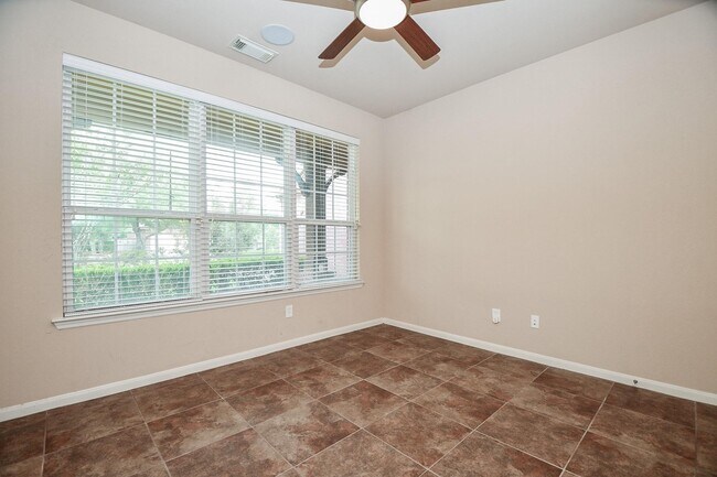 Building Photo - 21502 Venture Park Dr
