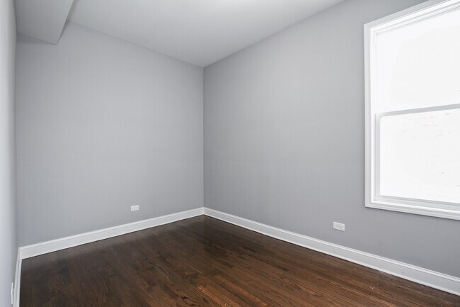 Building Photo - 7322 S Langley Ave