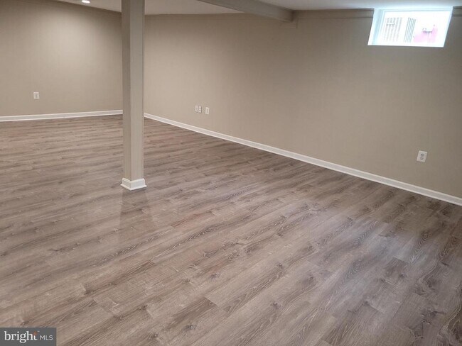 Building Photo - 11803 Rocking Horse Rd