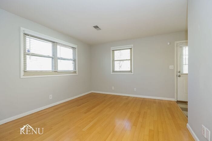 Building Photo - 116 Marshall Ct