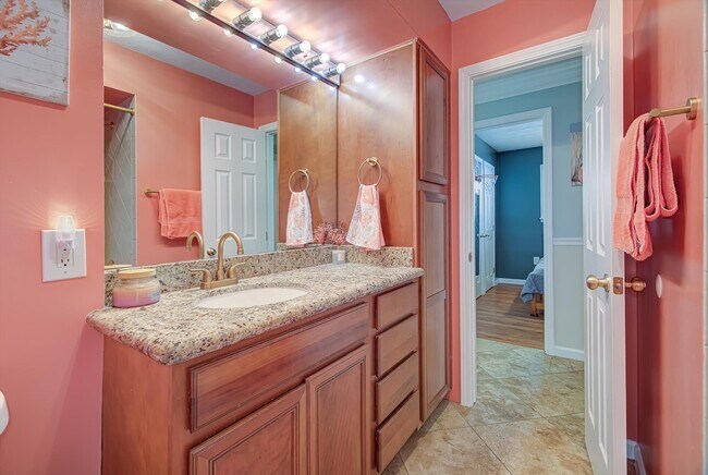 Building Photo - 3415 80th St