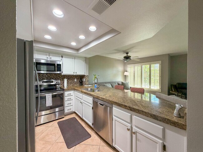 Building Photo - 78301 Terra Cotta Ct
