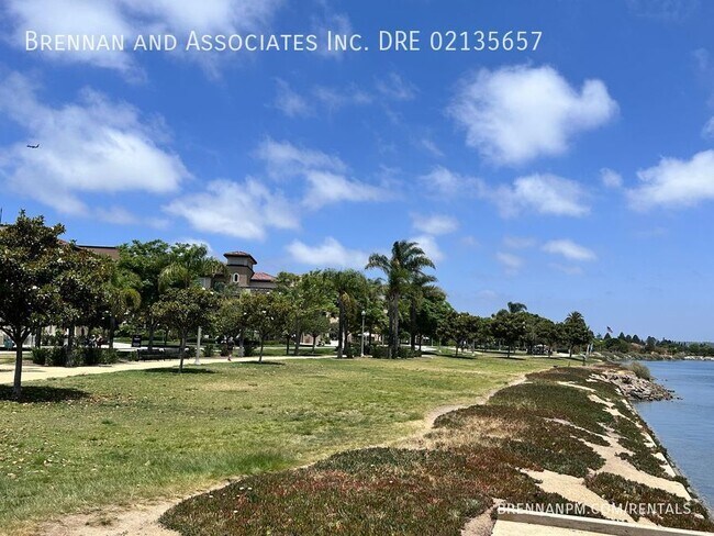 Building Photo - 2728 Farragut Rd