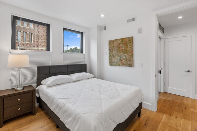 Building Photo - 1363 Minna St