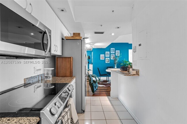 Building Photo - 800 Claughton Island Dr