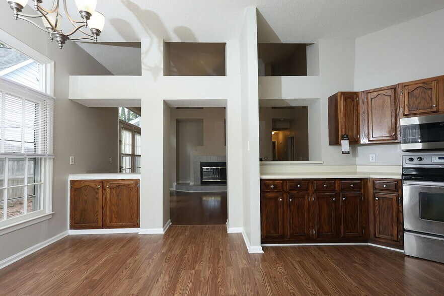 Building Photo - 112 Buena Vista Dr