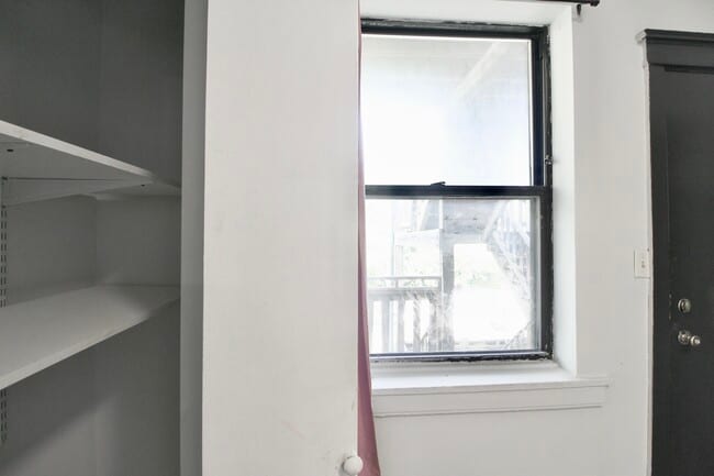 Building Photo - 3720 S Indiana Ave