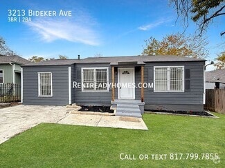 Building Photo - 3213 Bideker Ave