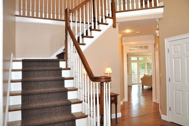 Building Photo - 27 Mellon Rd