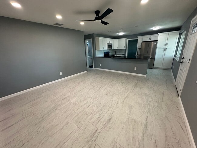 Building Photo - Completely Renovated Home